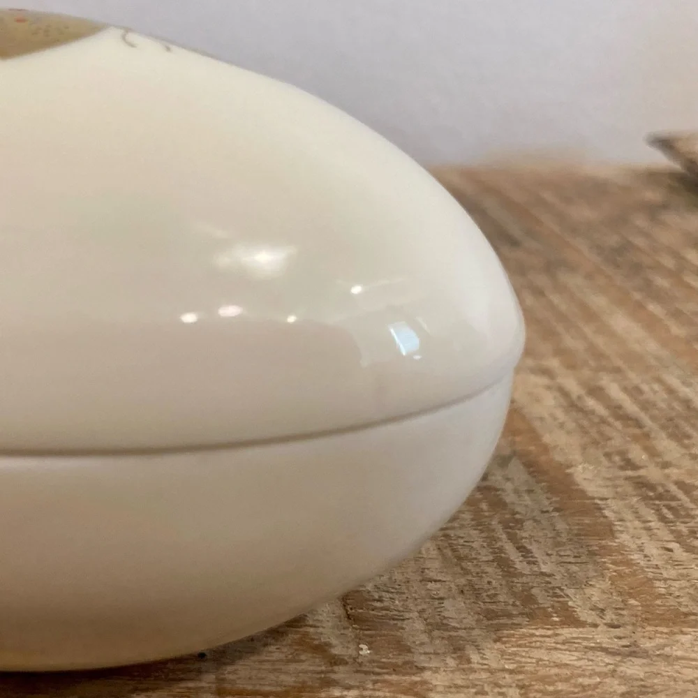 Takahashi Ceramic Egg Trinket Box with Gold Butterfly